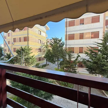 Giardin Seaside Retreat * Голем